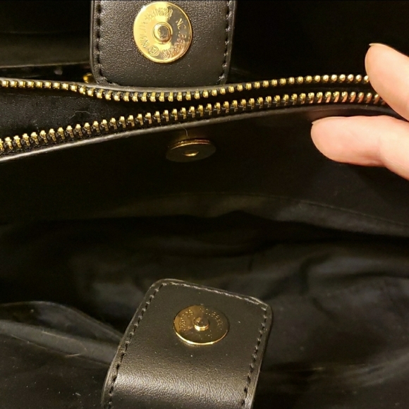 BCBG purse/ handbag - Picture 6 of 8